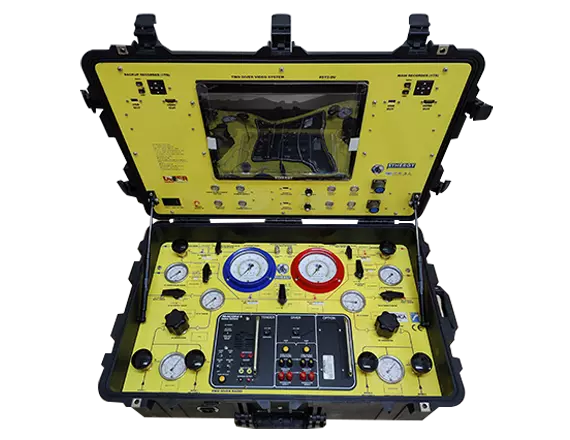 2 Diver Portable Panel, D040